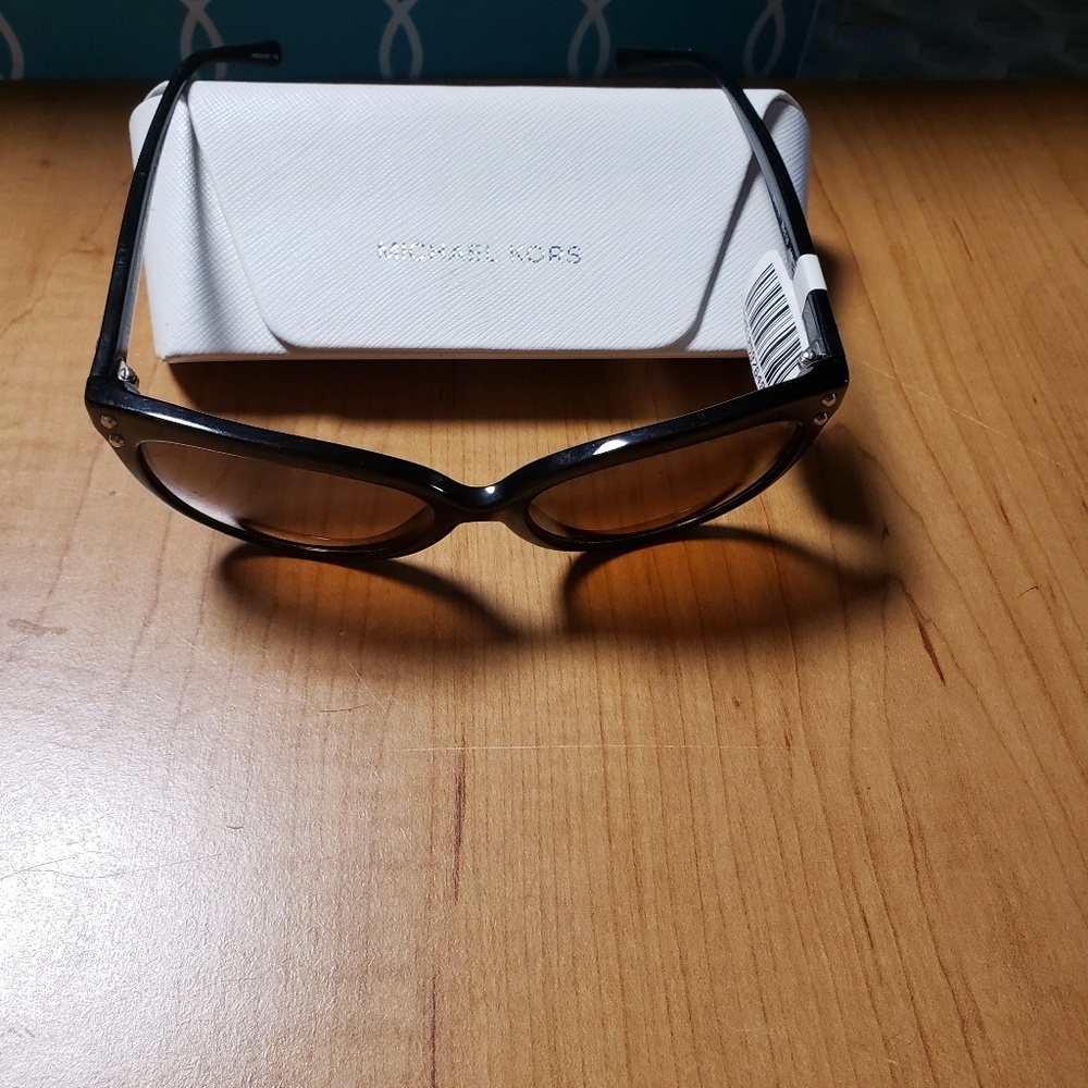 Mk Sunglasses and Case - Picture 1 of 2